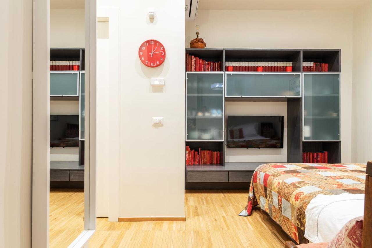 La Casa Colorata - Flats In - Bocconi Apartment Mailand