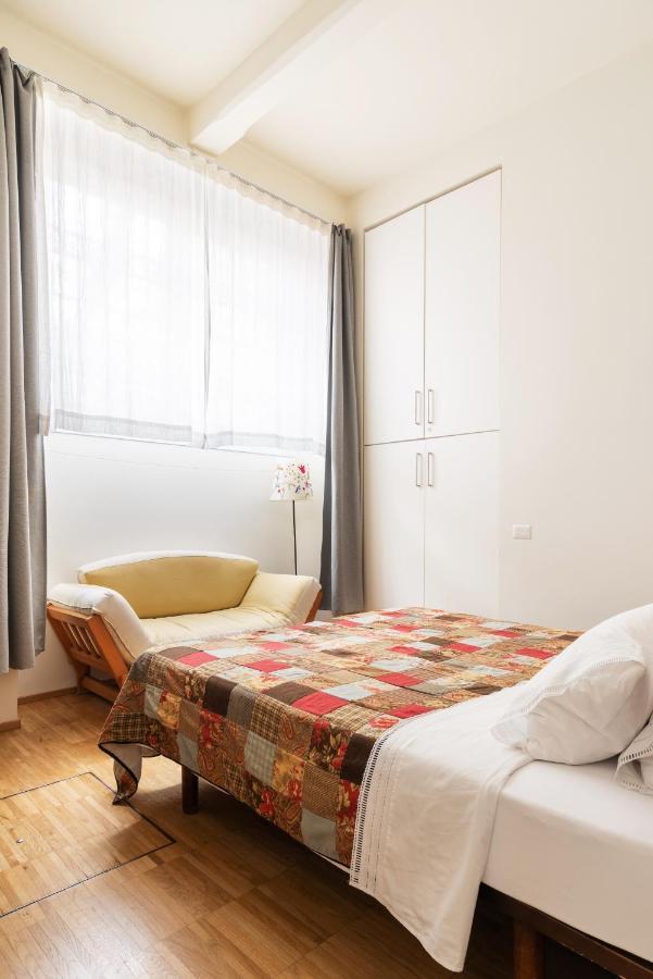 La Casa Colorata - Flats In - Bocconi Apartment Mailand